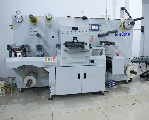 不干膠-全自動模切機